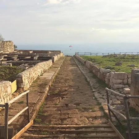In Campagna Tra Mare E Montagna